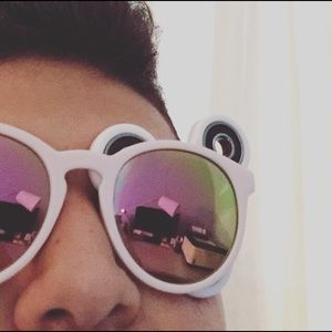 Meet your Posher, Jesus